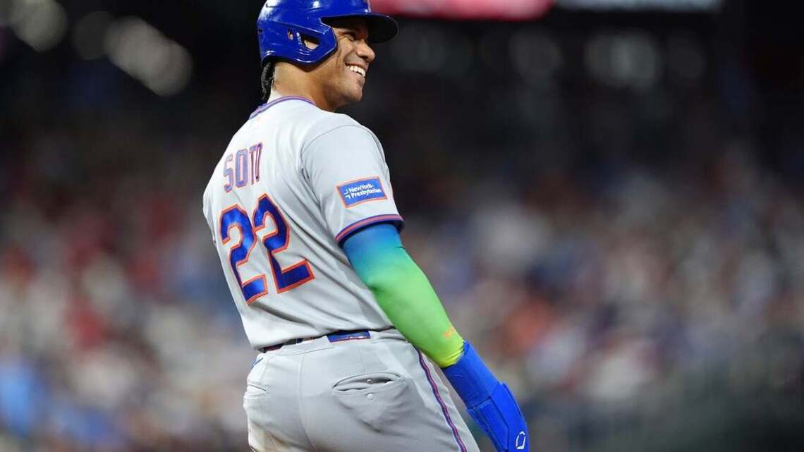 Mets star Juan Soto (back) returns to action as DH vs. Cubs 