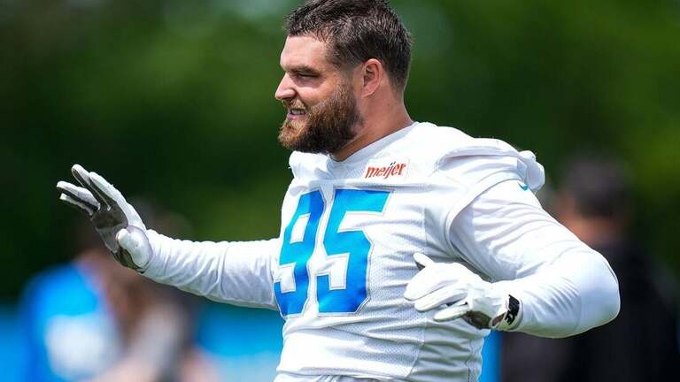 Lions DE Pat O'Connor retires from NFL  
