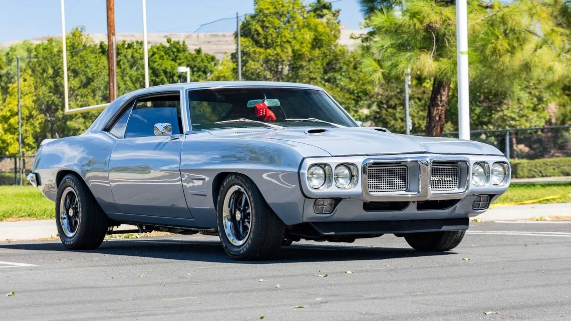 1969 Pontiac Firebird 6.2L V8 for Sale With 3,900 Miles Shown