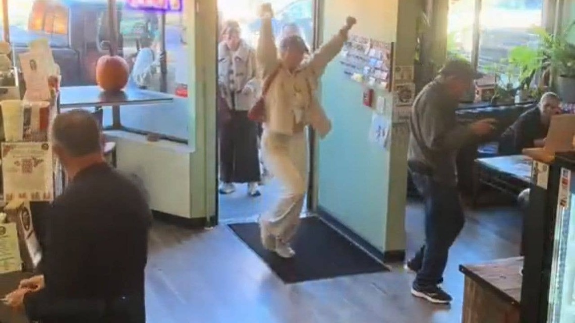 A Coffee Shop Offered Free Coffee For Five Seconds Of Dancing, Then The Internet Found It 
