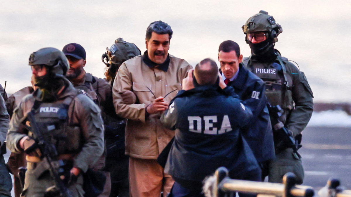 Captured Venezuelan President Nicolas Maduro arrives at the Downtown Manhattan Heliport, as he heads towards the Daniel Patrick Moynihan United States Courthouse in Manhattan for an initial appearance to face U.S. federal charges including narco-terrorism, conspiracy, drug trafficking, money laundering and others in New York City, U.S., January 5, 2026. REUTERS/Eduardo Munoz