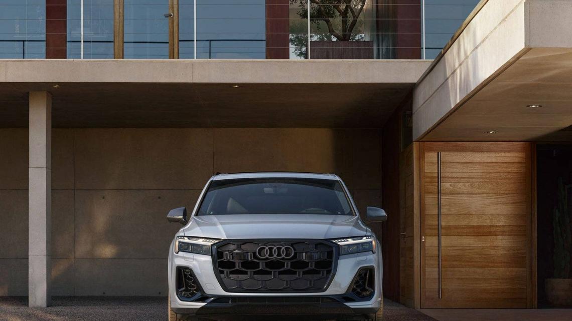 Under $1,000 a Month for a Loaded Q7? The 2026 Audi Q7 Premium Plus Estimated Lease Says Yes 