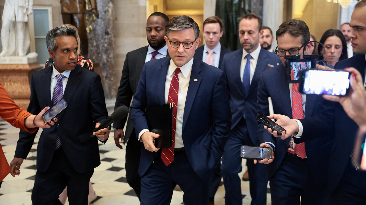 U.S. House Speaker Mike Johnson (R-LA) walks to a vote, in the U.S. Capitol in Washington, D.C., U.S., June 3, 2026. REUTERS/Evelyn Hockstein