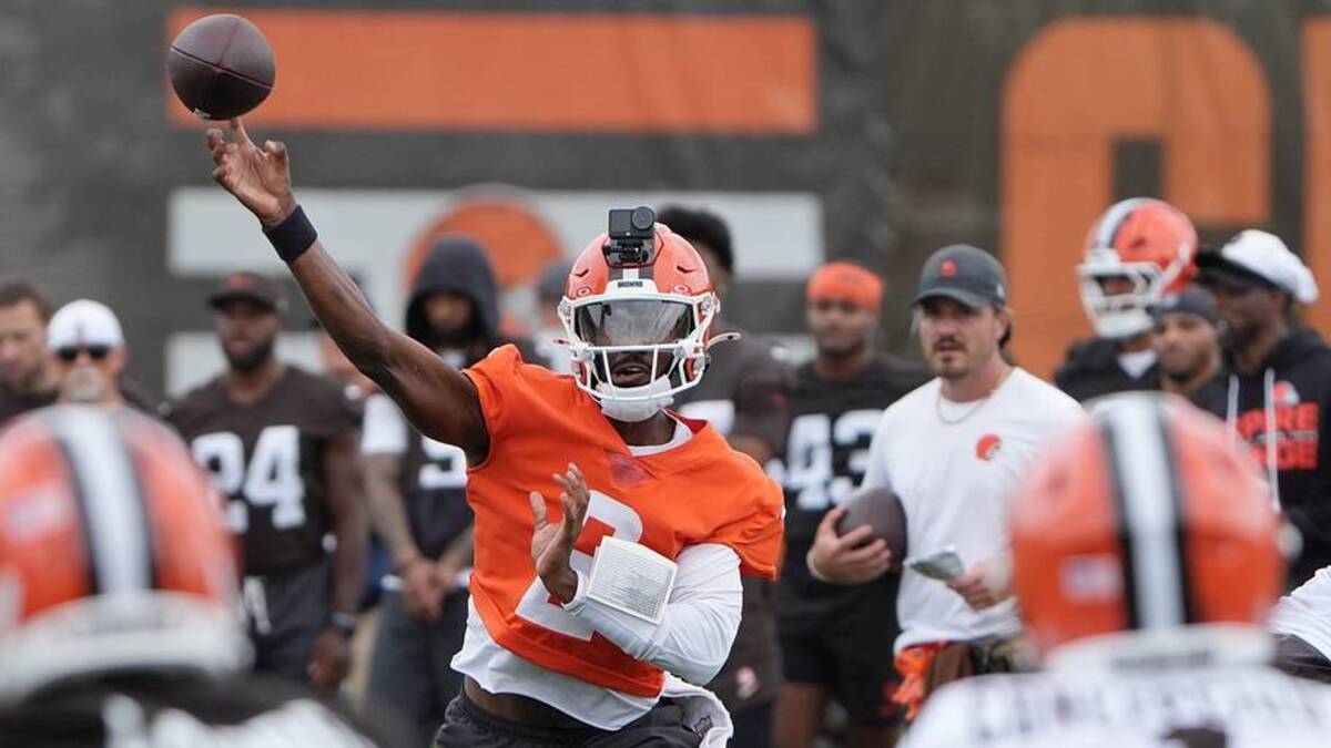  Will Shedeur Sanders win the quarterback battle in Cleveland? | Mike Cardew / USA TODAY NETWORK via Imagn Images 