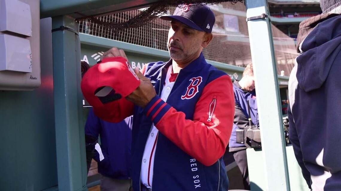 Report: Alex Cora expected to be next Phillies manager 