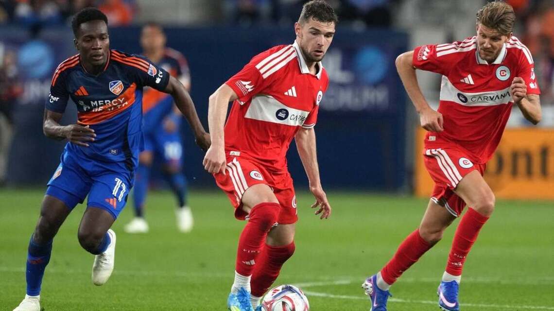 Fire transfer high-scoring Hugo Cuypers to CF Monterrey 