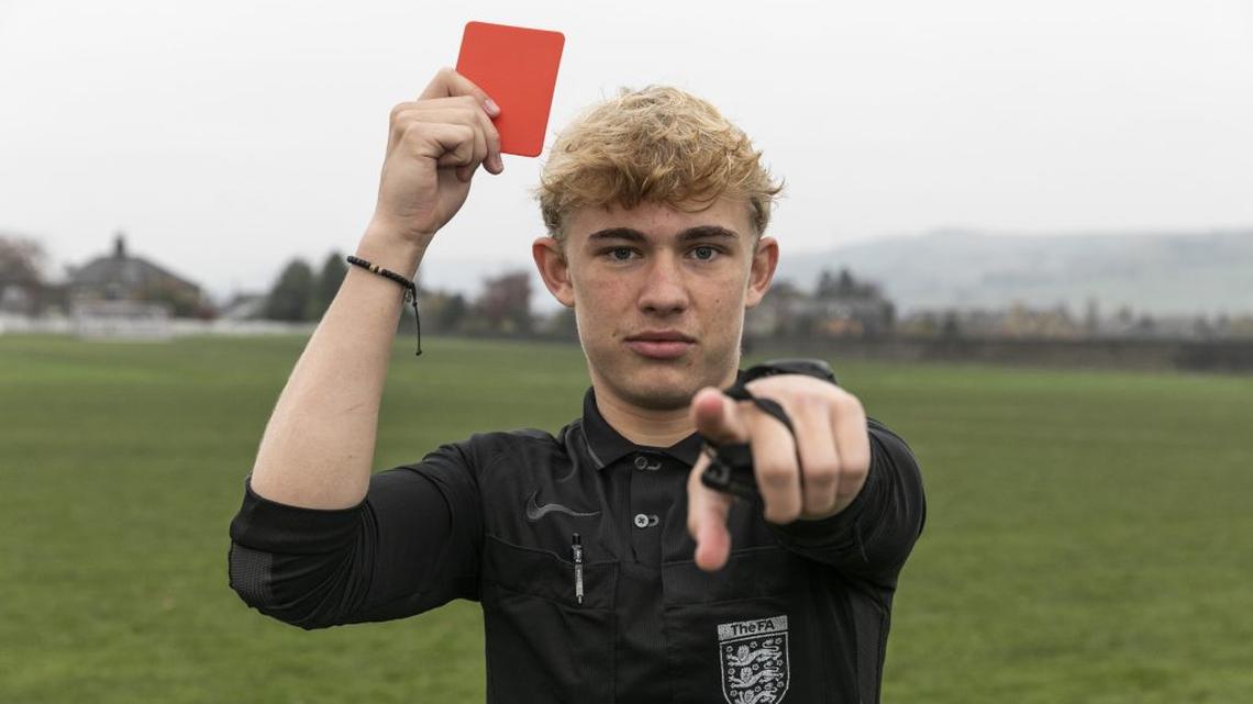 Study finds VAR monitors should be placed far away from fans