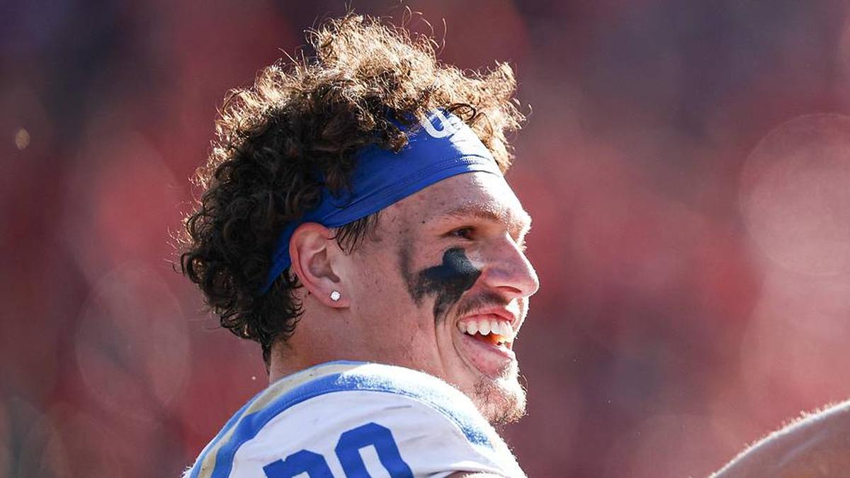  Oct 19, 2024; Piscataway, New Jersey, USA; UCLA Bruins linebacker Kain Medrano (20) celebrates during the second half against the Rutgers Scarlet Knights at SHI Stadium. Mandatory Credit: Vincent Carchietta-Imagn Images | Vincent Carchietta-Imagn Images 