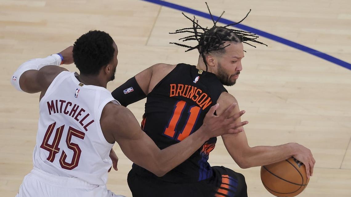 Riding-high Knicks head to Cleveland with commanding 2-0 lead over Cavs 