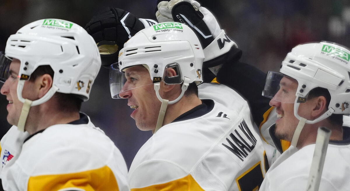 Pittsburgh Penguins Embrace Being In Limbo By Re-Signing Evgeni Malkin 