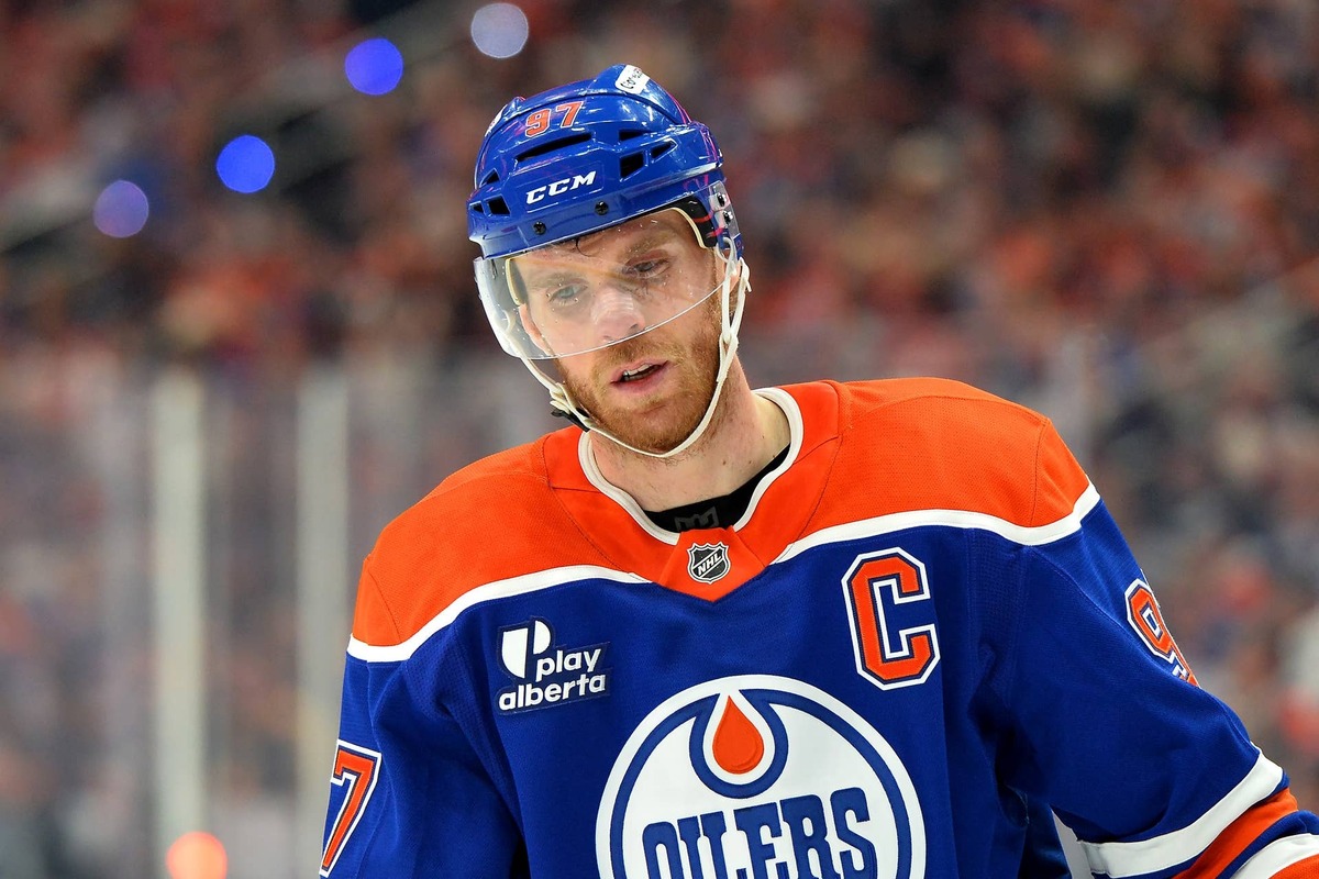  Edmonton Oilers captain Connor McDavid has only two years left on his contract, one that Bryan Hayes calls a "ticking time bomb." 