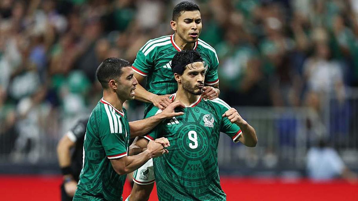  Raúl Jiménez (middle) will lead the line for El Tri in this summer. | Omar Vega/Getty Images 
