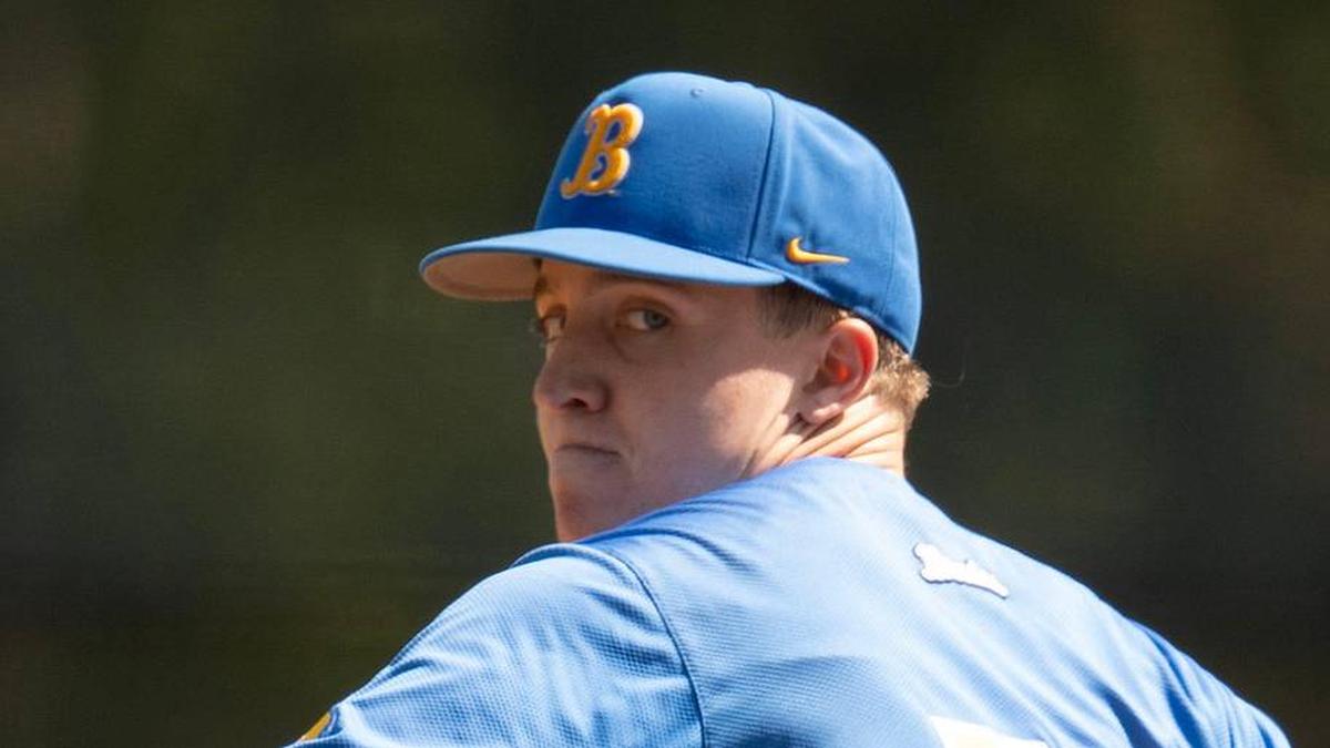  UCLA pitcher Michael Barnett throws against Oregon during the first inning at PK Park in Eugene April 19, 2025 | Chris Pietsch/The Register-Guard / USA TODAY NETWORK via Imagn Images 