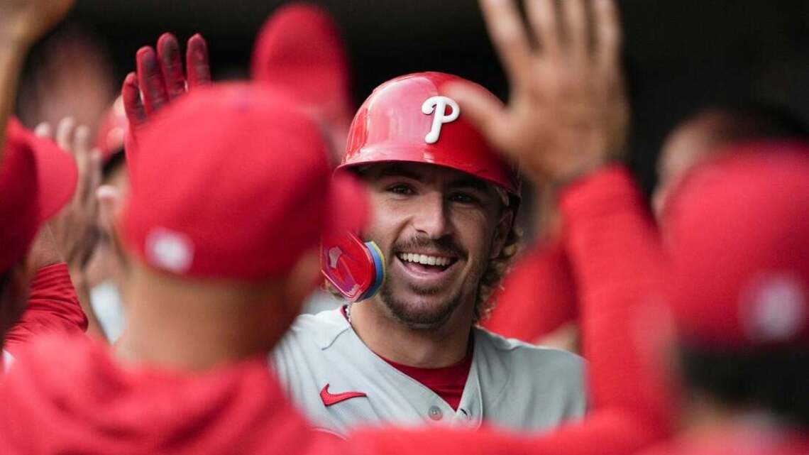Bryson Stott caps big inning as Phillies dump Twins