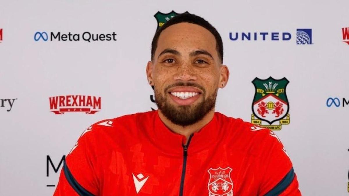  Wrexham finally signed Zak Vyner from Bristol City after they tried to sign him last summer. | Wrexham AFC 
