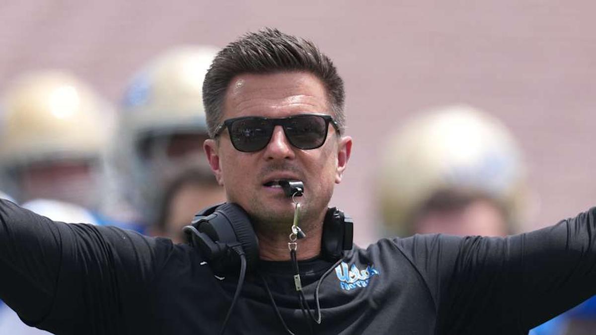  May 2, 2026; Pasadena, CA, USA; UCLA Bruins coach Bob Chesney reacts during the spring game at Rose Bowl. Mandatory Credit: Kirby Lee-Imagn Images | Kirby Lee-Imagn Images 