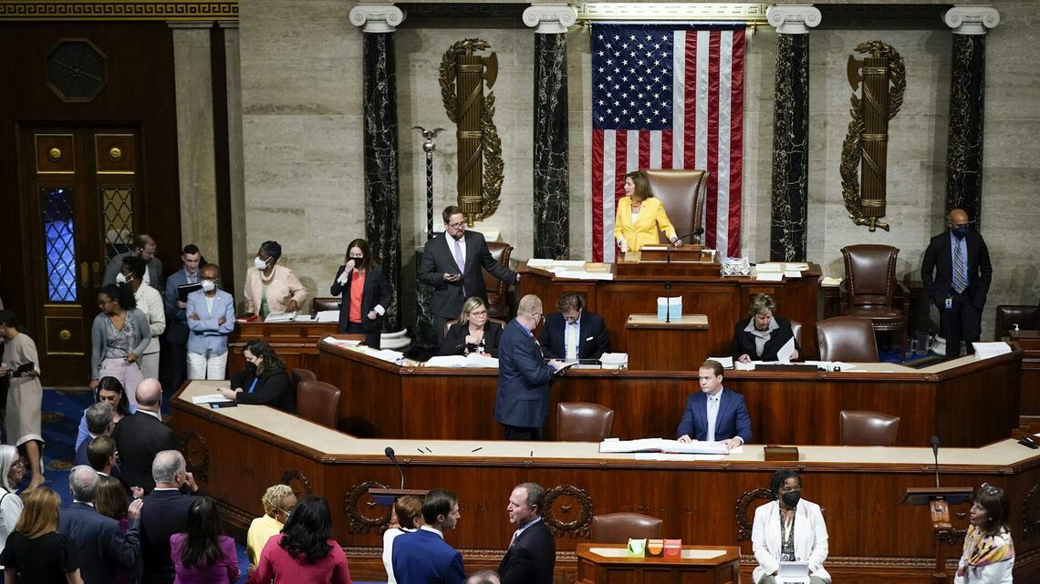 Federal spending on climate change before 2024 election boosted incumbents of both parties 