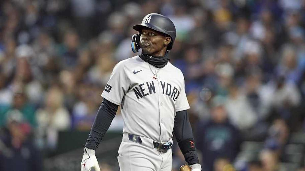  New York Yankees second baseman Jazz Chisholm Jr. (13) strikes out during the fourth inning at T-Mobile Park. | John Froschauer-Imagn Images 