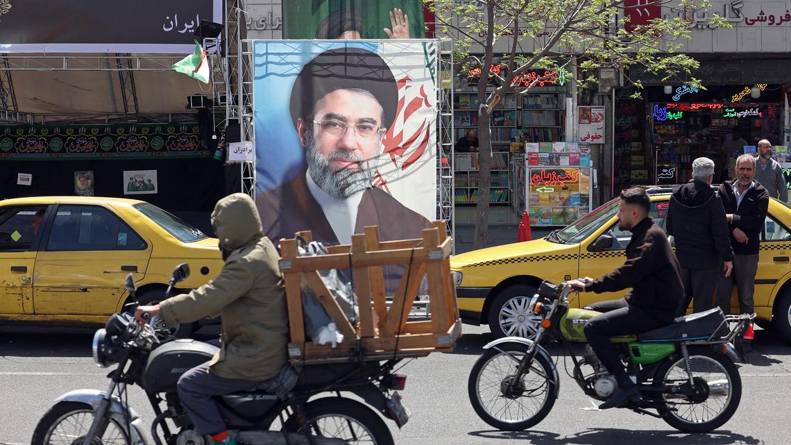 Trump issues ultimatum to hit Iran's power plants after rescue 