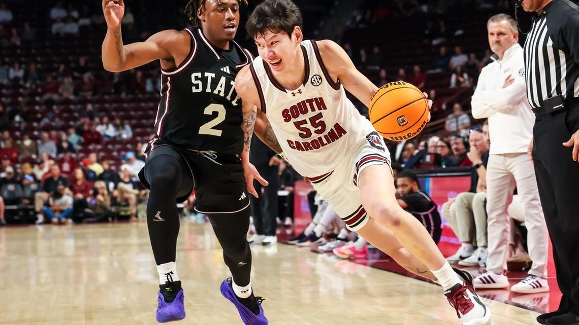 South Carolina tops Mississippi State, halts 7-game skid