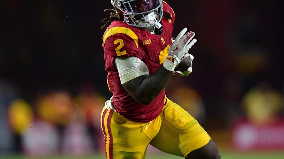  Sep 20, 2025; Los Angeles, California, USA; Southern California Trojans running back Waymond Jordan (2) runs the ball against the Michigan State Spartans during the second half at the Los Angeles Memorial Coliseum. Mandatory Credit: Gary A. Vasquez-Imagn Images | Gary A. Vasquez-Imagn Images 