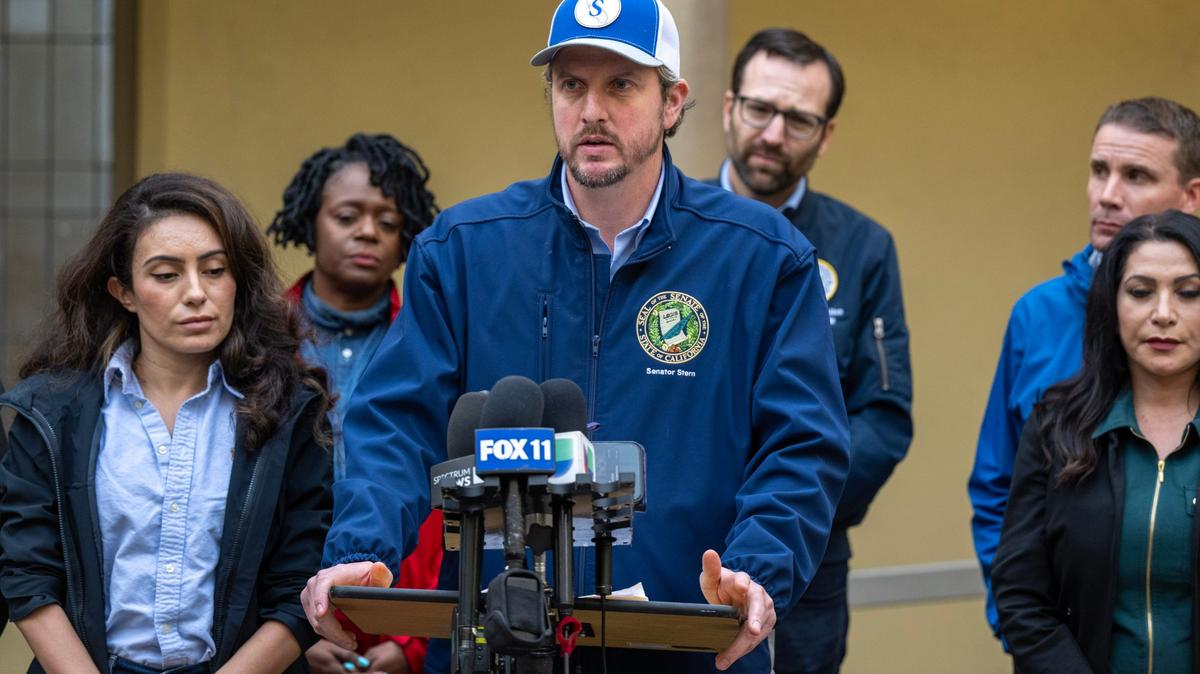 California State Senator Henry Stern speaks with fellow senators behind him during a press conference to announce a package of fire-related bills they’ll be introducing following last month’s Southern California wildfires. (Photo by Hans Gutknecht, Los Angeles Daily News/SCNG)