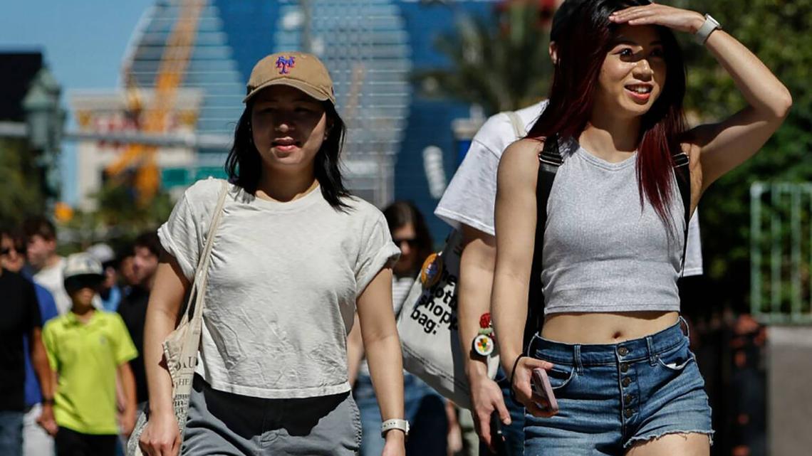 Staying hot: Las Vegas to endure more record heat this weekend 