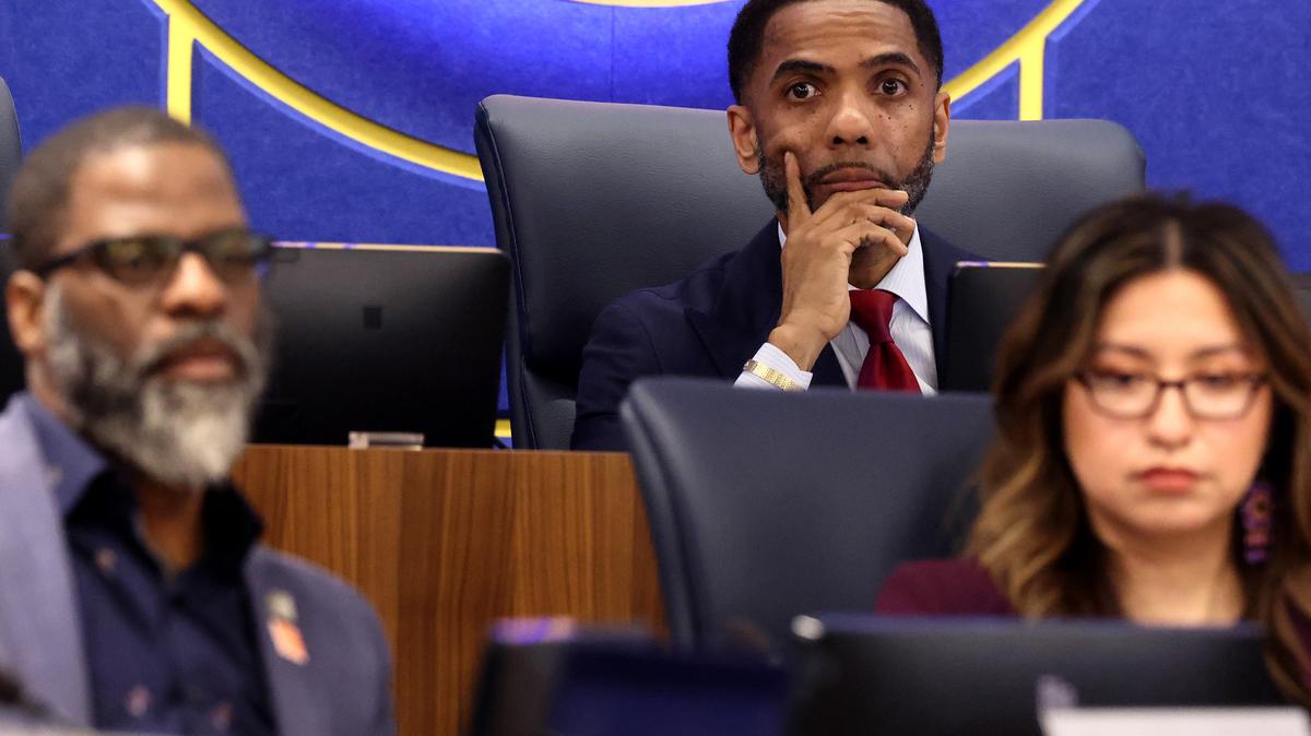 Chicago Board of Education President Sean Harden listens in during the Chicago Board of Education meeting, April 8, 2026. (Antonio Perez/Chicago Tribune/TNS)