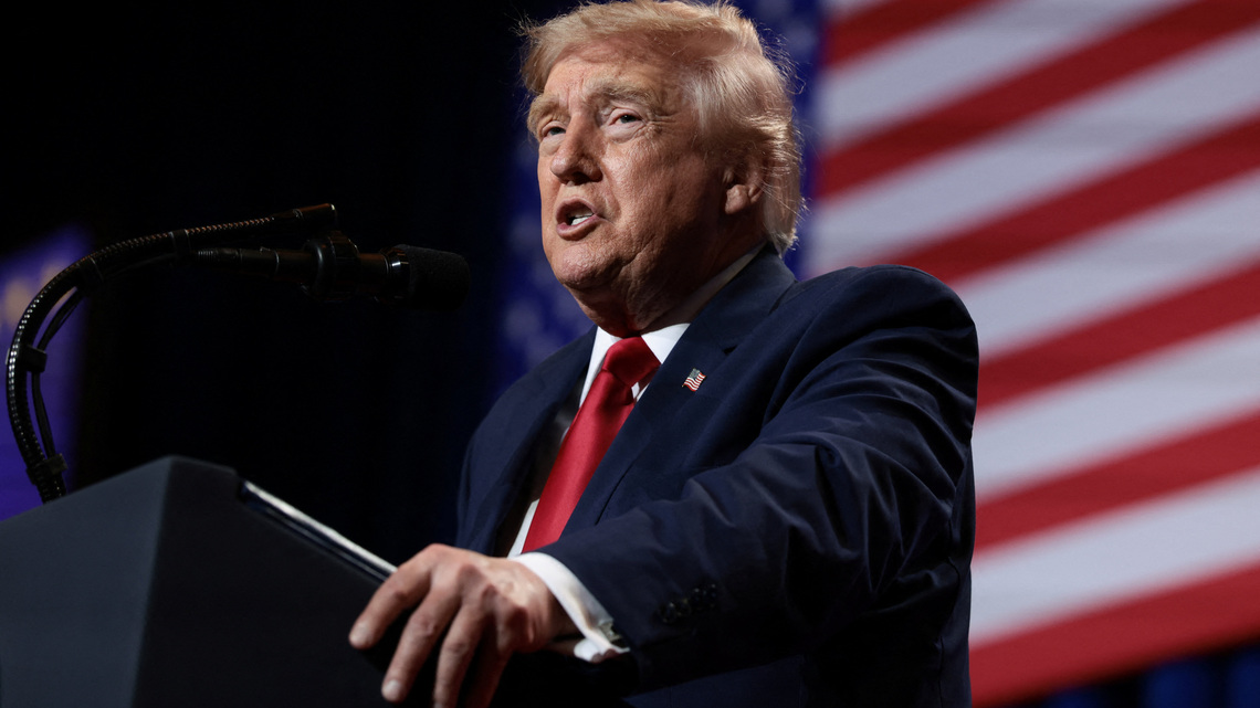 Trump signs orders targeting birthright citizenship 