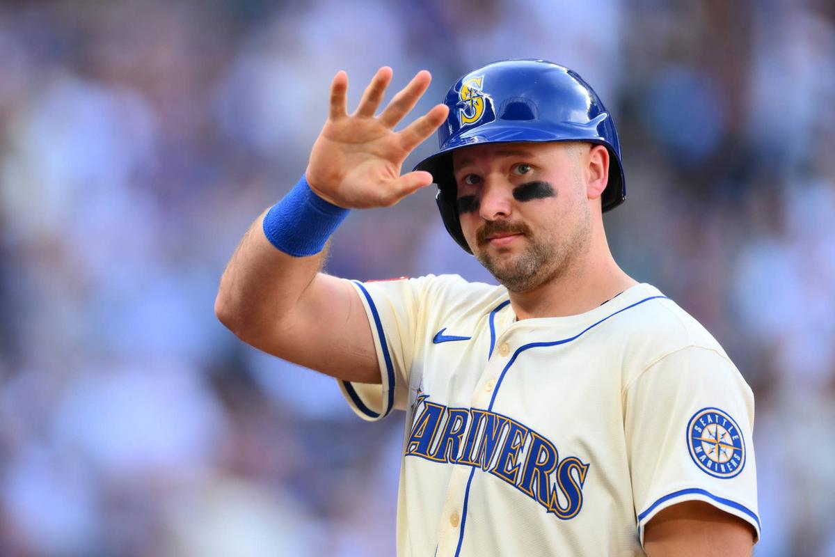  Seattle Mariners designated hitter Cal Raleigh (29) © Steven Bisig-Imagn Images