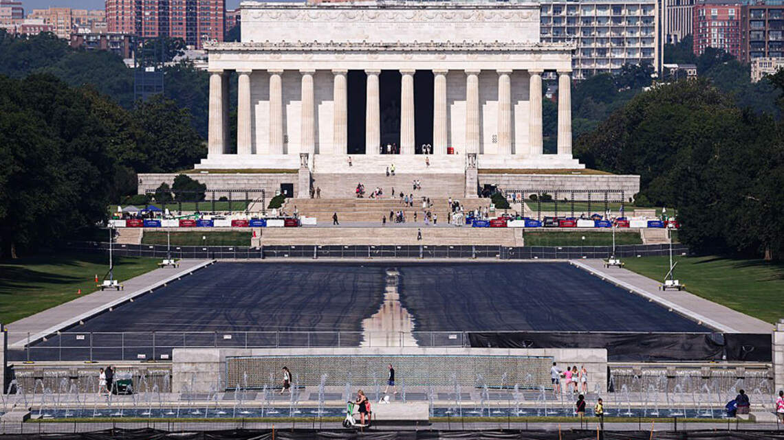 Reflecting Pool damaged before Olympian allegedly entered it, witness testifies