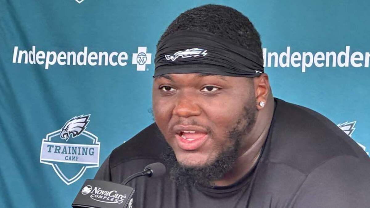  Eagles DC Vic Fangio surprisingly mention Milton Williams as a candidate to get some snaps at nose tackle. | John McMullen/Eagles on SI 