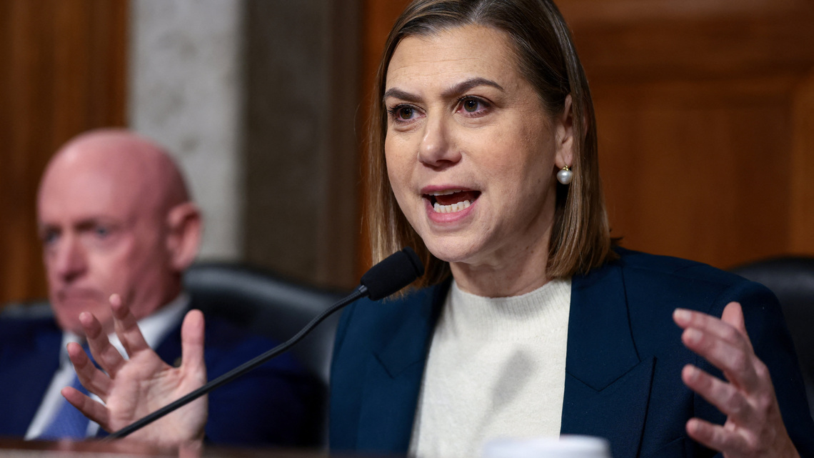 US senators delay effort to permanently ban Chinese cars
