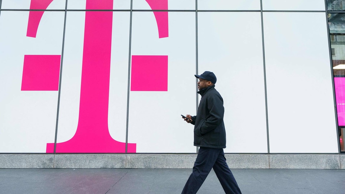 T-Mobile reduces a generous discount as customers see prices rise