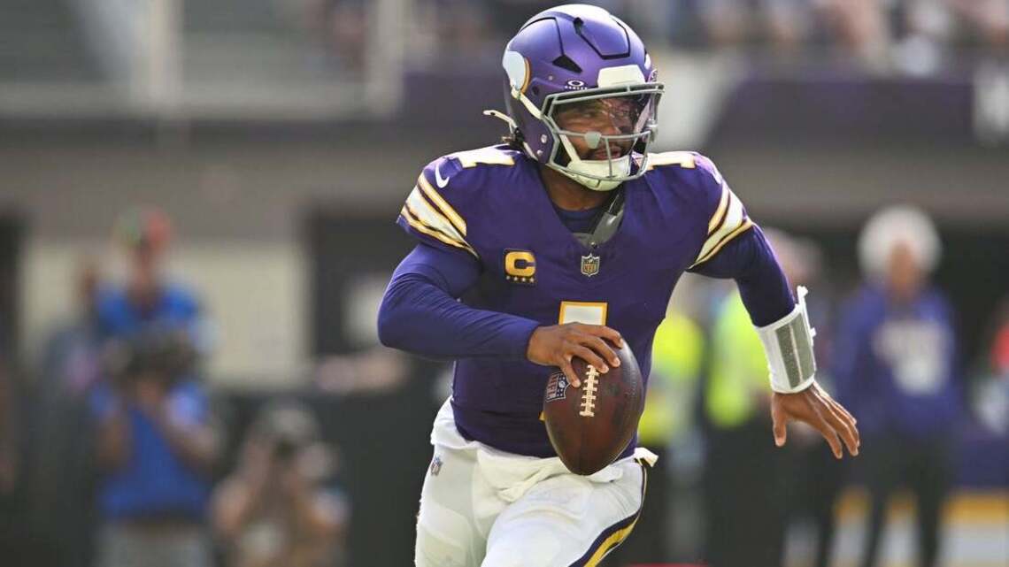 NFL injury roundup: Kyler Murray's Vikings debut cut short 