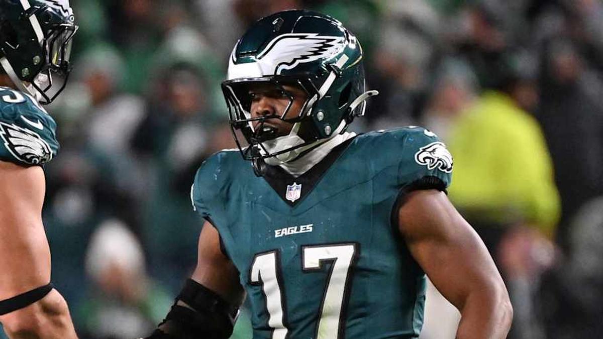  Nov 16, 2025; Philadelphia, Pennsylvania, USA; Philadelphia Eagles linebacker Nakobe Dean (17) celebrates his sack during the fourth quarter against the Detroit Lions at Lincoln Financial Field. Mandatory Credit: Eric Hartline-Imagn Images | Eric Hartline-Imagn Images 