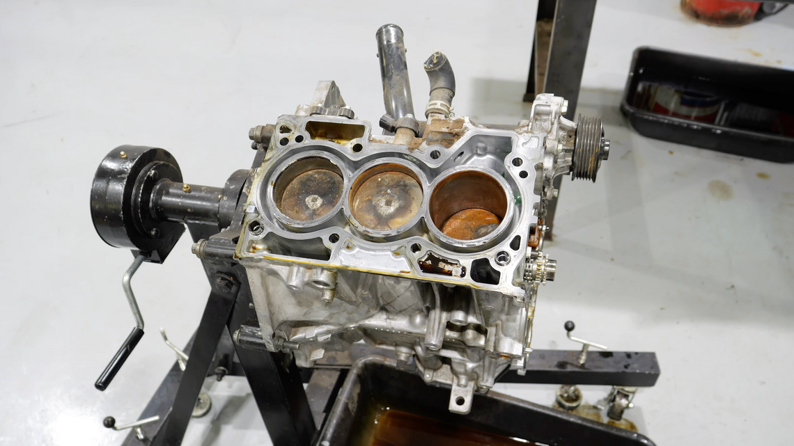 This Nissan Rogue Engine Failed Before 50,000 Miles For A Strange Reason 