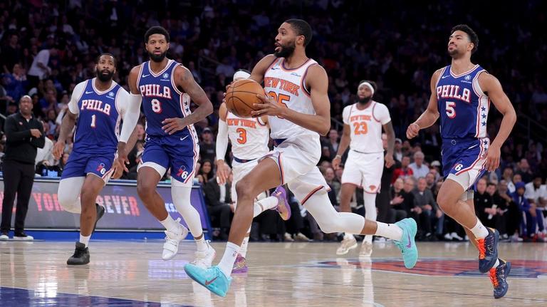 Jalen Brunson, red-hot Knicks blow out Sixers in Game 1 