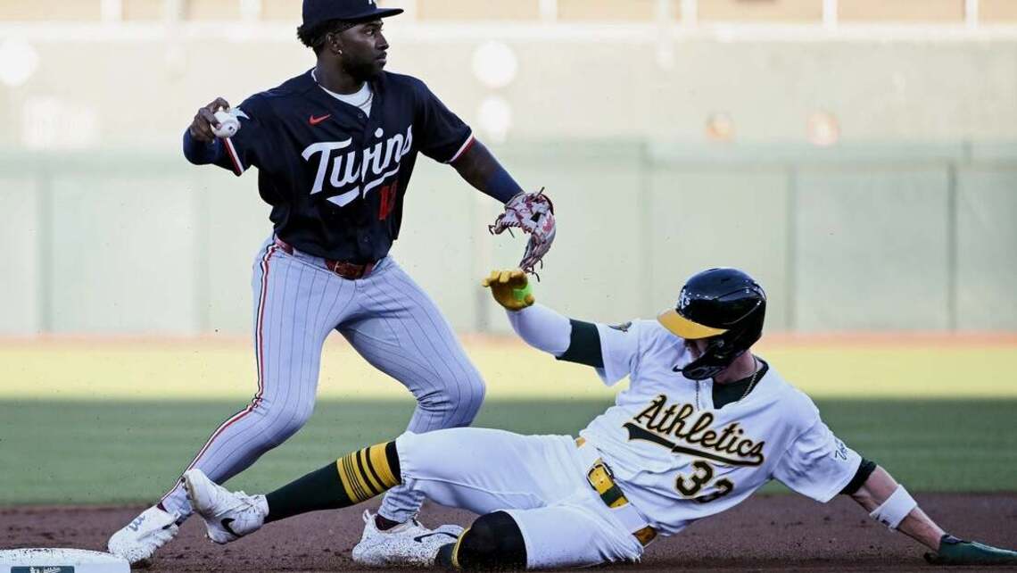 Twins tally 16 hits in series-opening win vs. Athletics 
