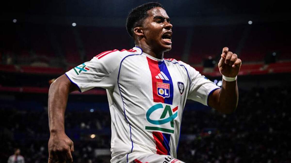  Endrick has opened the door up to another loan move. | OLIVIER CHASSIGNOLE/AFP/Getty Images 
