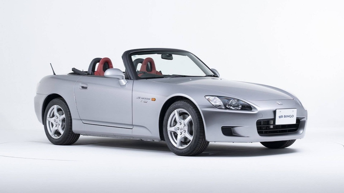 This 679-Mile Honda S2000 Is a 9,000-RPM Time Capsule 