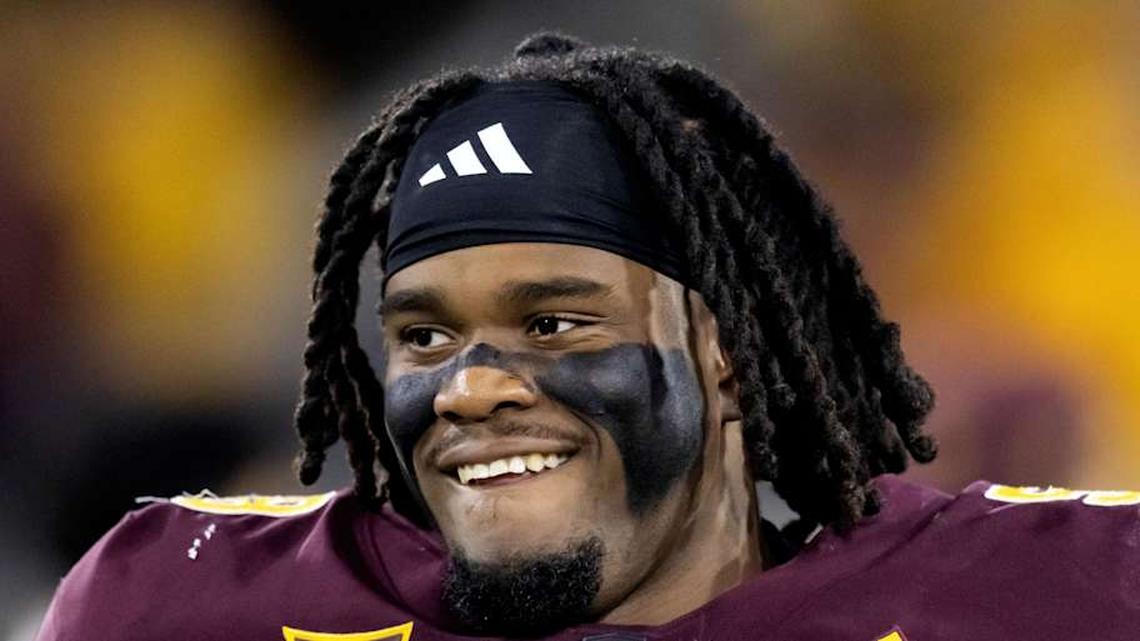  Nov 28, 2025; Tempe, Arizona, USA; Arizona State Sun Devils offensive lineman Max Iheanachor (58) against the Arizona Wildcats during the 99th Territorial Cup at Mountain America Stadium. Mandatory Credit: Mark J. Rebilas-Imagn Images | Mark J. Rebilas-Imagn Images 