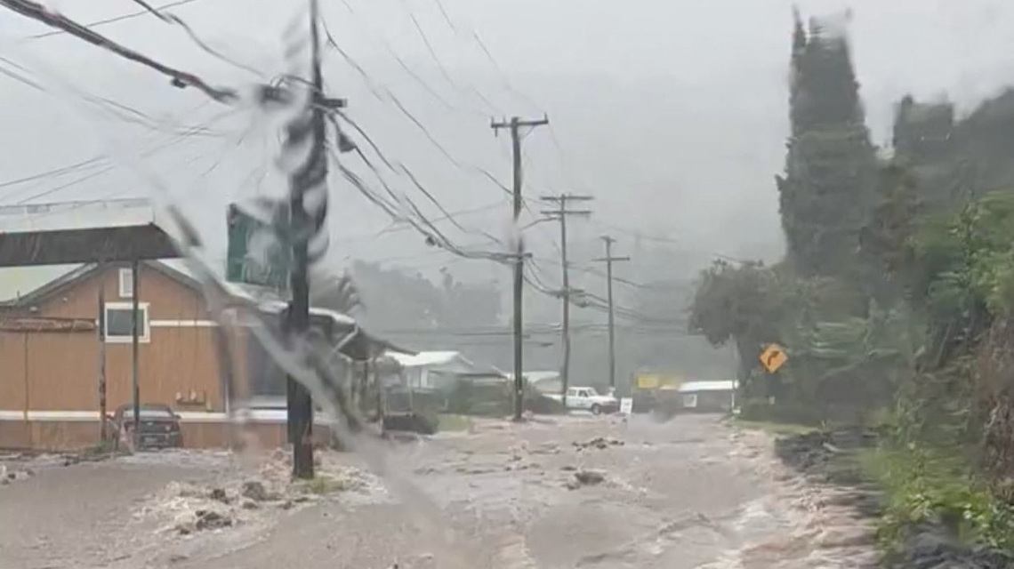 More than 100,000 without power in Hawaii as Lala downgraded to tropical storm 