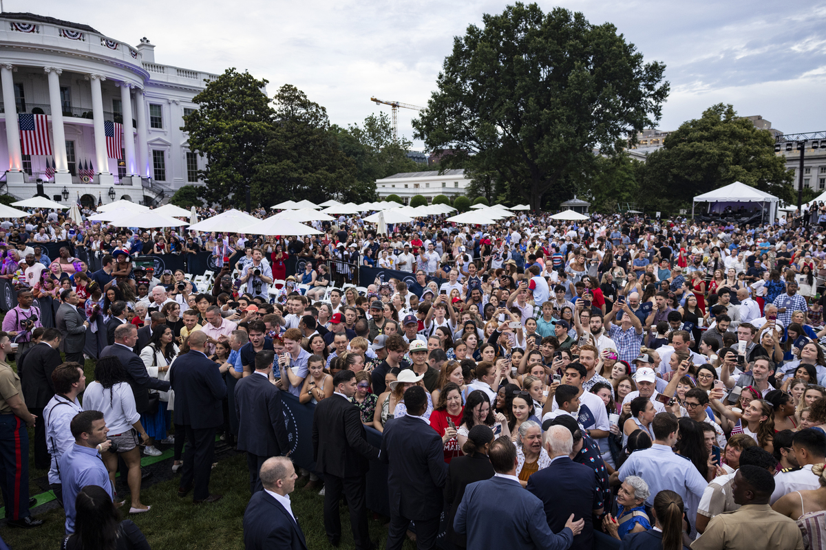  WASHINGTON, DC-JULY 04: President Joe Biden greets guests during a 4th of July event on the South Lawn of the White House on July 4, 2024 in Washington, DC. The President is hosting the Independence Day event for members of the military and their families. (Photo by Samuel Corum/Getty Images) 