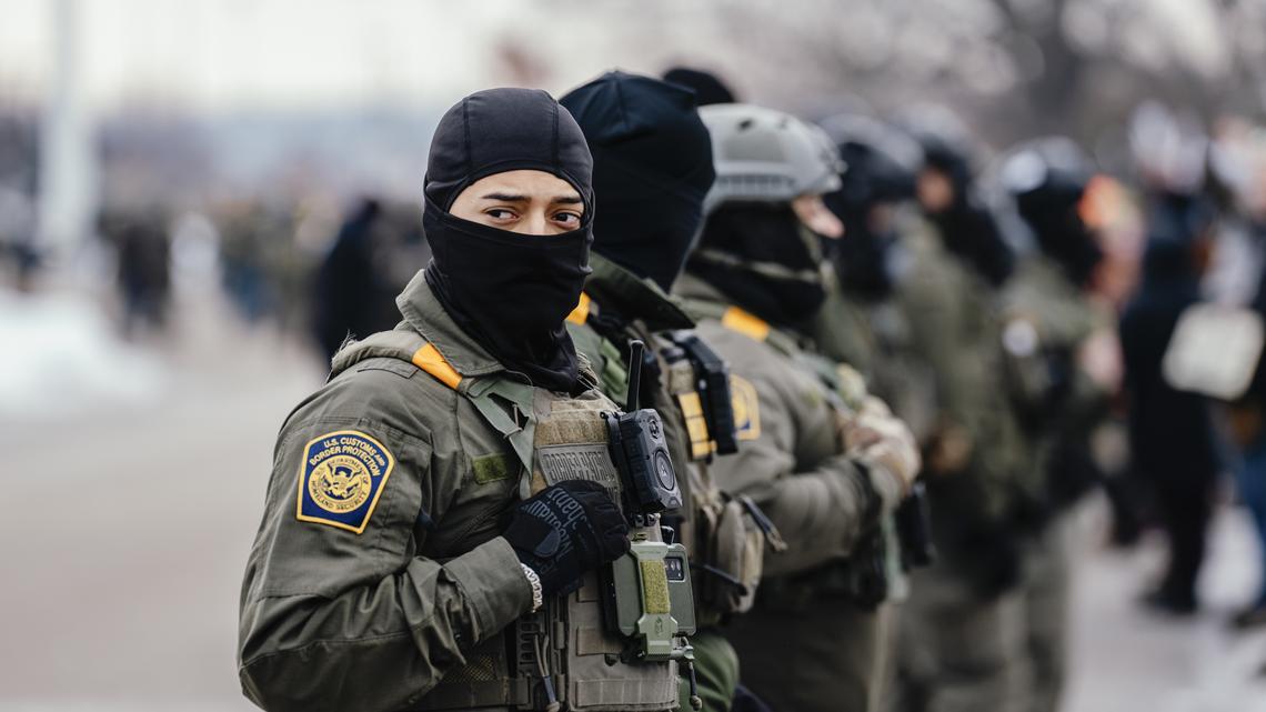 White House offers narrow immigration enforcement changes as talks drag on