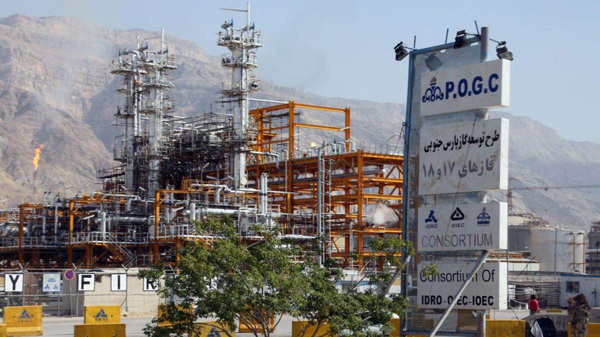 A general view of the South Pars gas field facilities in the southern Iranian port town of Assaluyeh, Iran, on Nov. 19, 2015. Israeli airstrikes damaged some of the facilities connected to the field, which is shared by Iran and Qatar.