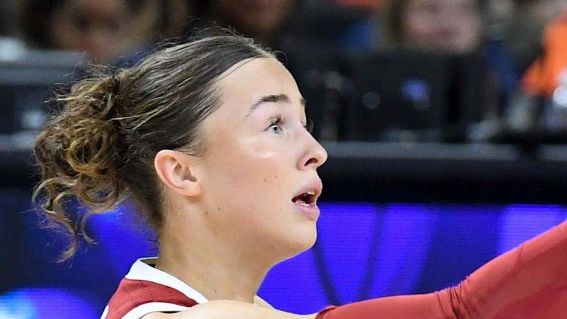  Arkansas Razorbacks guard Bonnie Deas (22) passes the ball Wednesday, March 4, 2026, during the SEC Women's Basketball Tournament first round game against the Kentucky Wildcats at Bon Secours Wellness Arena in Greenville, South Carolina. | Alex Martin/Greenville News / USA TODAY NETWORK via Imagn Images 