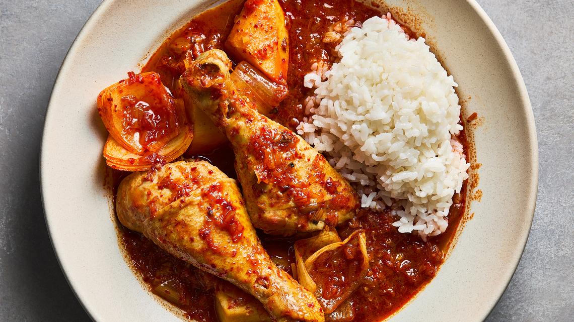 A Simple Trick Makes This Chicken Dinner Especially Delicious