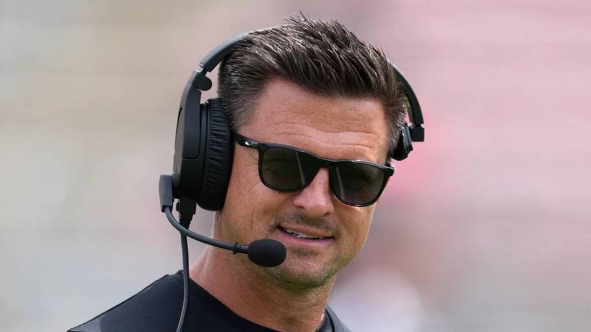  May 2, 2026; Pasadena, CA, USA; UCLA Bruins coach Bob Chesney reacts during the spring game at Rose Bowl. Mandatory Credit: Kirby Lee-Imagn Images | Kirby Lee-Imagn Images 