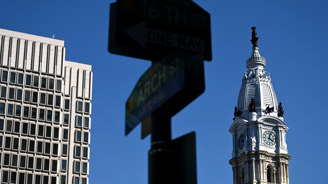 Vendors, gig workers, and therapists push back on Philadelphia's ‘very unfriendly' business tax 